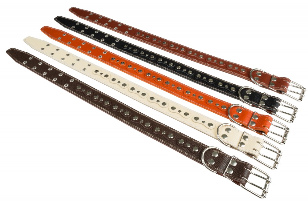 Ошейник №45 1 слой с подкладом с металлофурнитурой. Цвет в ассортименте