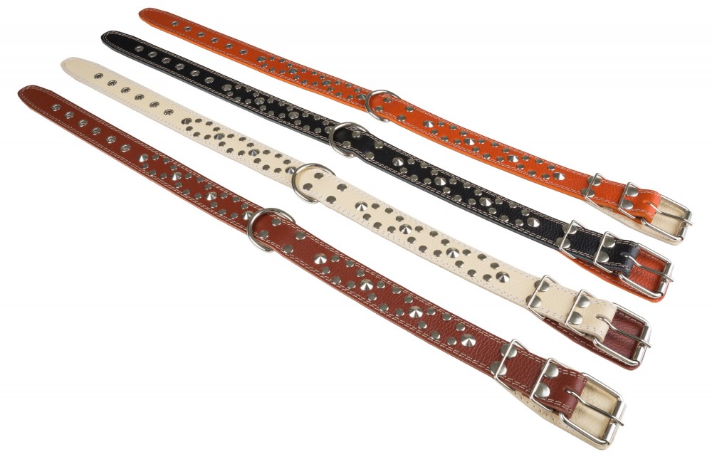 Ошейник №36 с подкладом клепанный с кольцом посередине