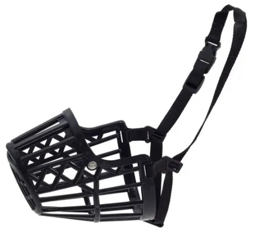 Намордник Каскад пластиковый ЧЕРНЫЙ с нейлоновым ремешком №6