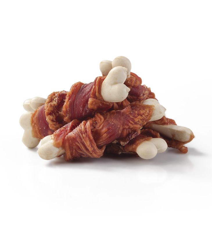 Лакомство для щенков Деревенские лакомства Кальциевая косточка с утиным филе 90г